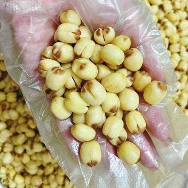 Hạt sen Huế sấy giòn không đường thơm béo, giòn rụm (500g)