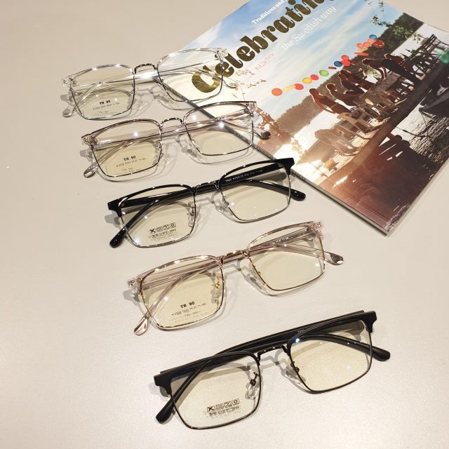 Gọng Kính Vuông Cận Cắt Vành Nam Nữ 770 đã đeo là XINH -Nhận Cắt Mắt-Tặng kèm hộp+khăn+Chai nước lau kính
