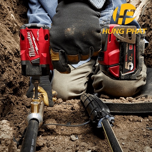 Máy siết bu lông dùng pin Milwaukee M18 FIW212 (chưa kèm pin, sạc)
