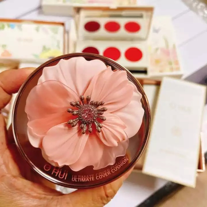 Phấn Nước Ohui 💖 FREESHIP 💖 Phấn Nước Ohui hoa hồng Ultimate Cover Cushion phiên bản 2020 | BigBuy360 - bigbuy360.vn