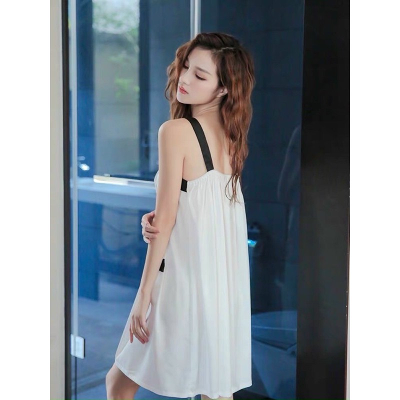 Váy ngủ lụa hai dây màu trơn chane,l 5
