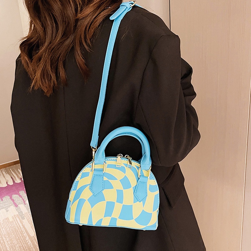 Túi Đeo Chéo Hình Vỏ Sò Họa Tiết Kẻ Sọc Phong Cách Hàn Quốc Cho Nữ