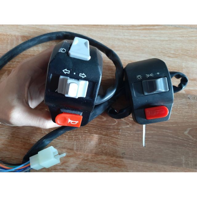 Bộ cụm công tắc xinhan, đèn, còi 2 bên trái - phải của xe điện xmen