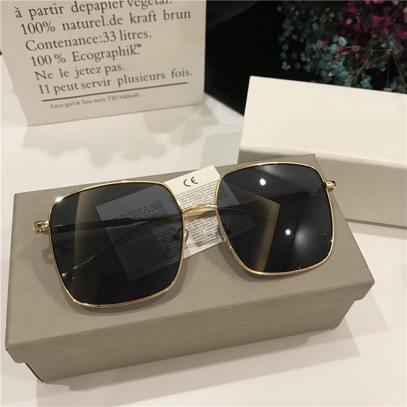 MẮT KÍNH THỜI TRANG VUÔNG ĐEN CHẤT LỪ | BigBuy360 - bigbuy360.vn