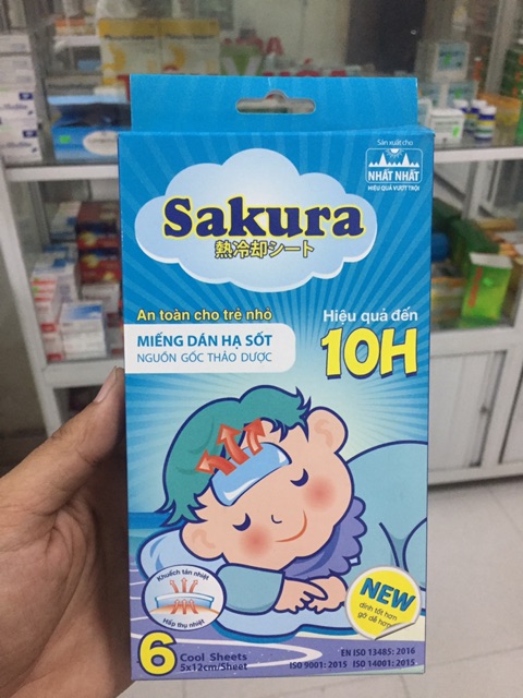 Dán hạ sốt Sakura hộp 6 miếng