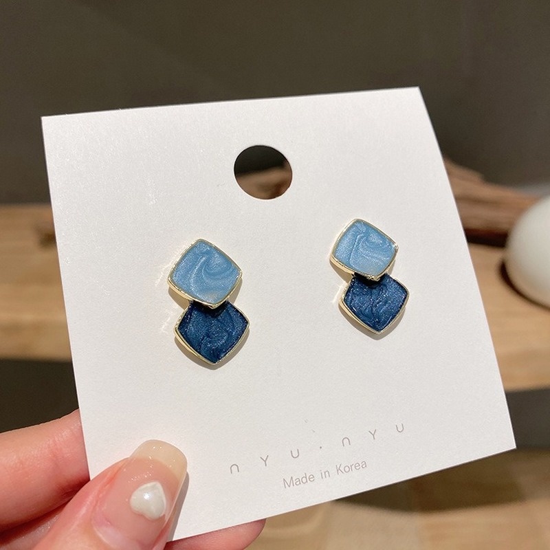 Khuyên tai hình vuông màu xanh dương phong cách Pháp mùa thu đông cho nữ