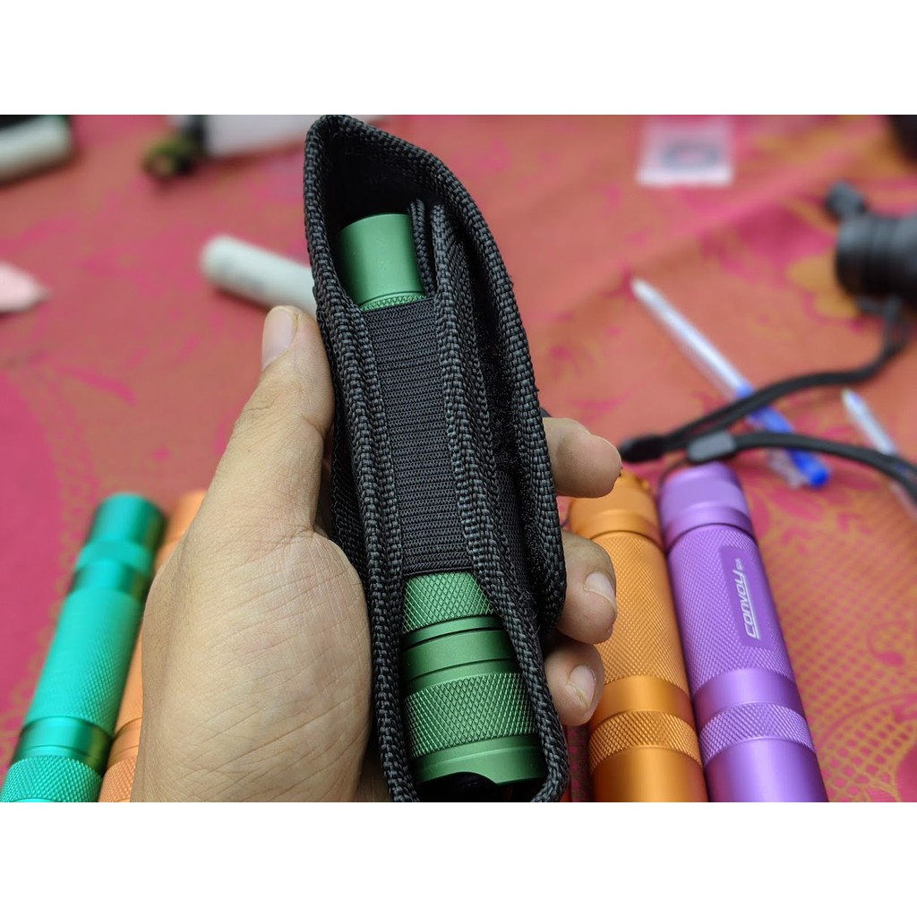 Đèn pin convoy S21A SST40-2300LM