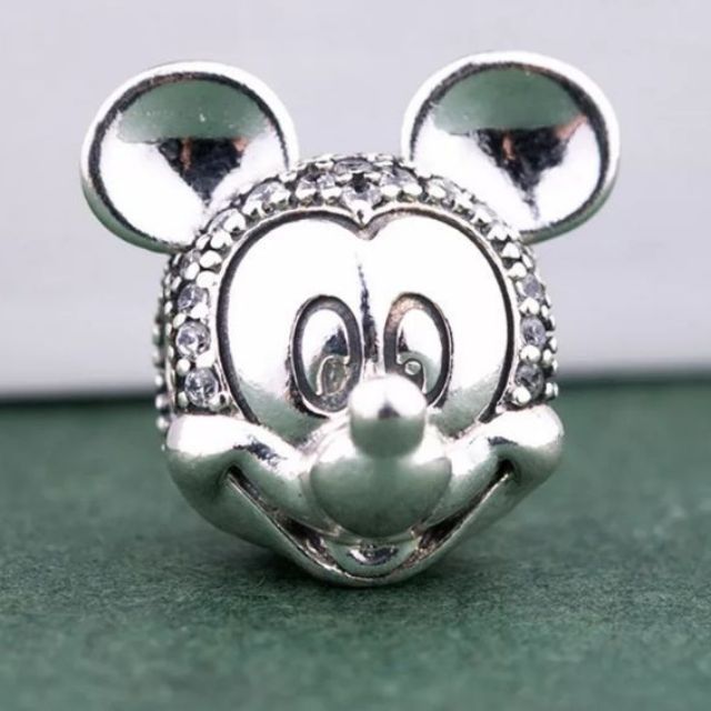 Charm chuột Mickey và Minie bac s925 có thể bấm được vừa tất cả các vòng ( giá 1 charm)