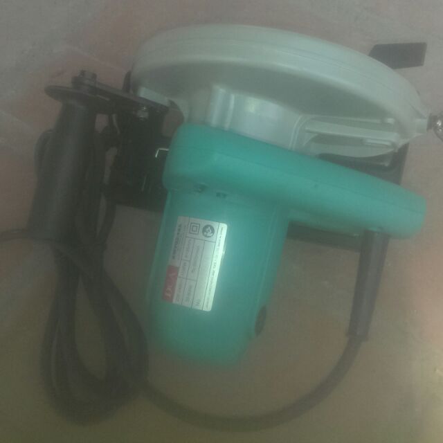 Cưa gỗ 185mm DCA