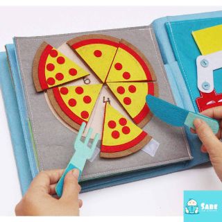 Sách vải - bé trai yêu thích khám phá