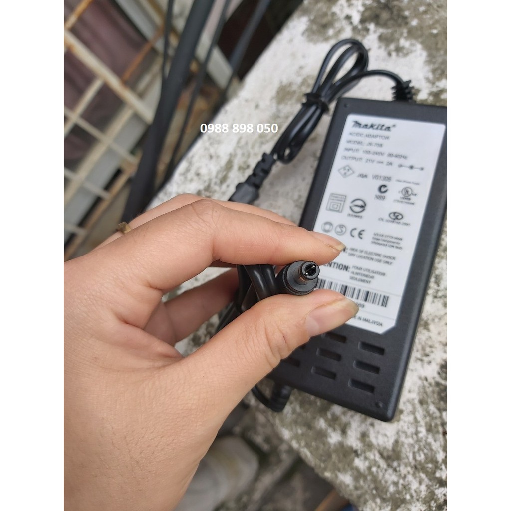 Dailyphukien192 Sạc pin máy khoan cầm tay Makita 21V 2A xịn bảo hành 12 tháng