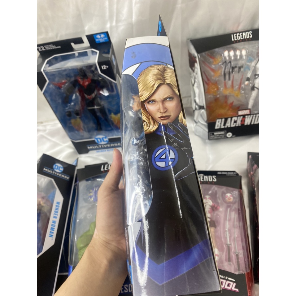 Mô hình Marvel Legends Invicible Woman Fantastic Four