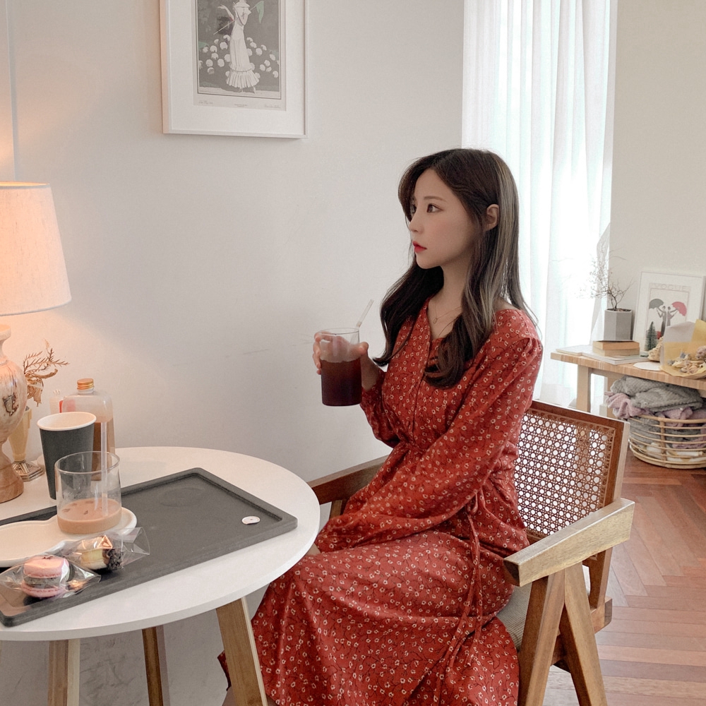 SUXI Đầm tay dài hoạ tiết hoa phong cách Hàn Quốc