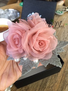 Cài áo hoa hồng cao cấp