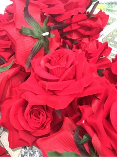 100 bông hồng nhung