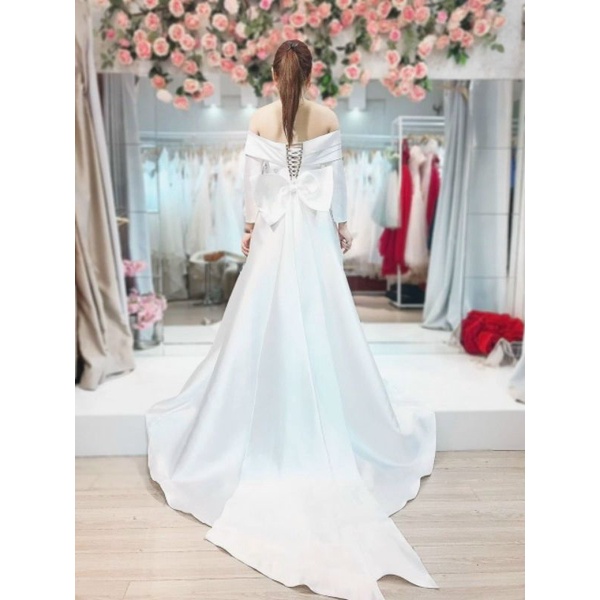 Đầm váy dạ hội cô dâu đi bàn bẹt vai xếp ly,phối nơ lưng sang chảnh