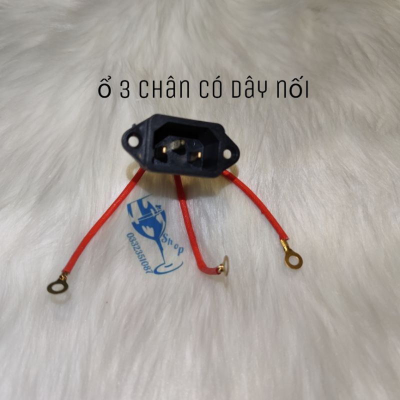 ổ ba chân có dây nối