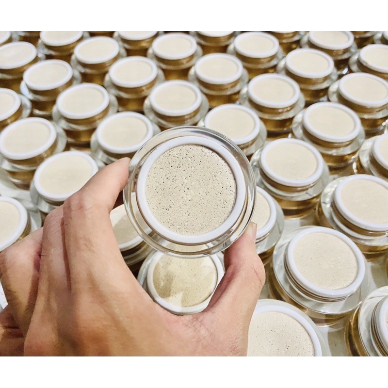 Kem sâm tái tạo da bong mạnh điề.u tr.ị mụn nám (nền thường) | BigBuy360 - bigbuy360.vn