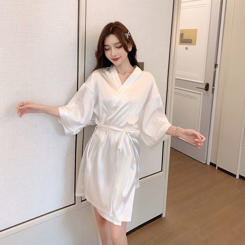 Áo Choàng Ngủ Kimono Tay Ngắn Chất Lụa Lạnh Phong Cách Nhật Bản Thời Trang Xuân Hè Cho Nữ