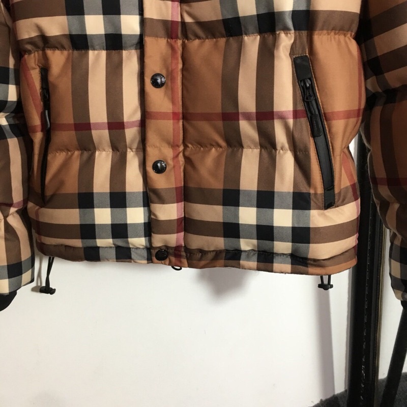 Áo khoác phao BURBERRY BBR thời trang cao cấp đông 2021