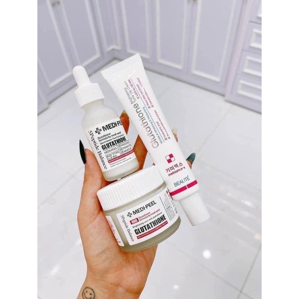BỘ 3 COMBO DƯỠNG TRẮNG MEDIPEEL GLUTHIONE