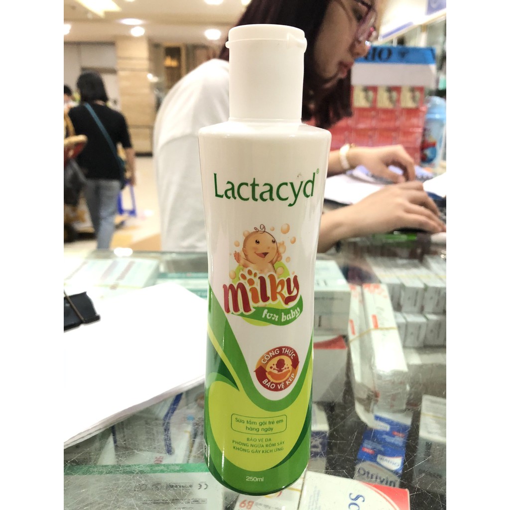 SỮA TẮM CHO BÉ LACTACYD MILKY FOR BABY 250ML