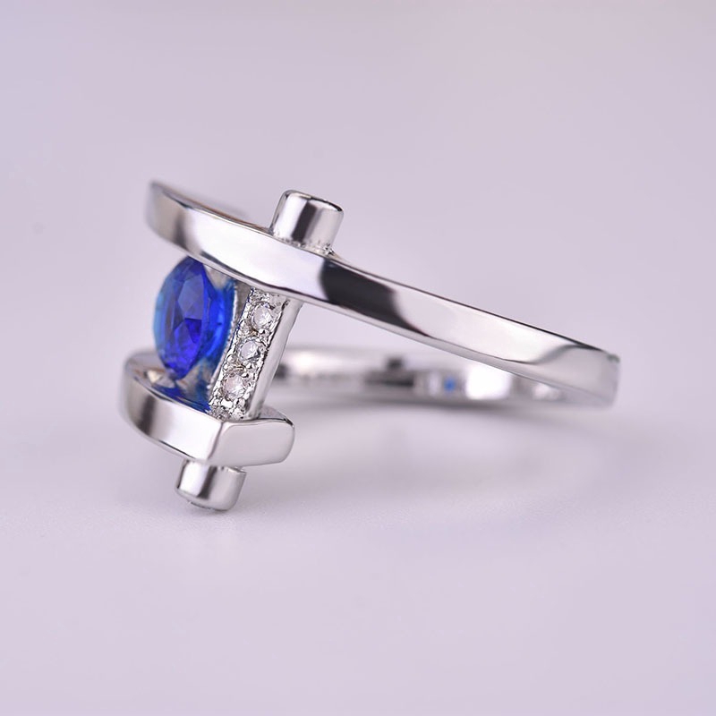 New Creations Inlaid Sapphire Silver Standing Rings Diamonds