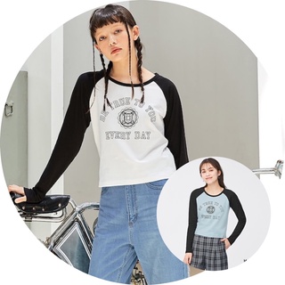 Áo phông nữ cổ tròn giác lăng dài tay phối đen trẻ trung của GU - Nhật Bản