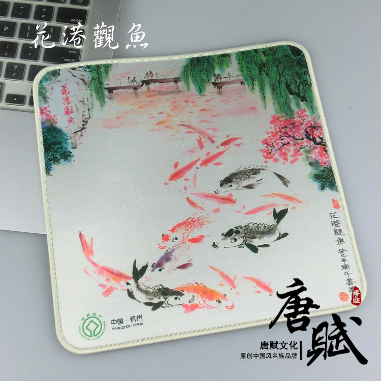 Đồ lót chuột vải lụa Hàng Châu làm quà tặng lưu niệm cho khách du lịch nước ngoài tới Trung Quốc