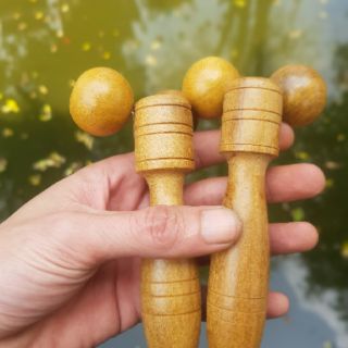 Dụng cụ mát xa mặt mũi BẰNG GỖ THƠM