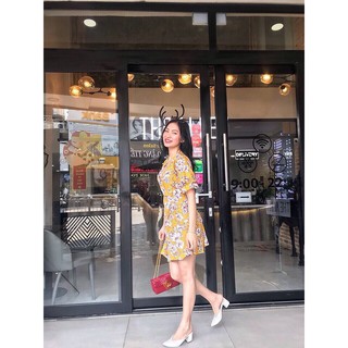 Đầm hoa chéo ngực