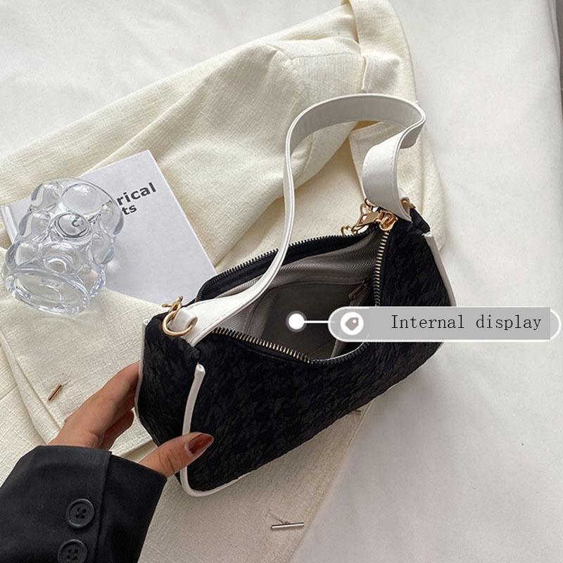 Túi Xách Một Bên Vai Dễ Phối Đồ Thời Trang Cho Nữ