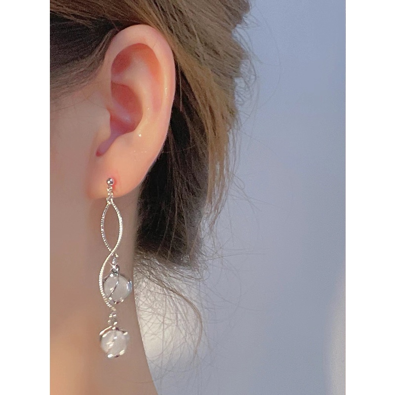 Bông Tai Tua Rua Đính Đá Opal Phong Cách Harajuku Cá Tính