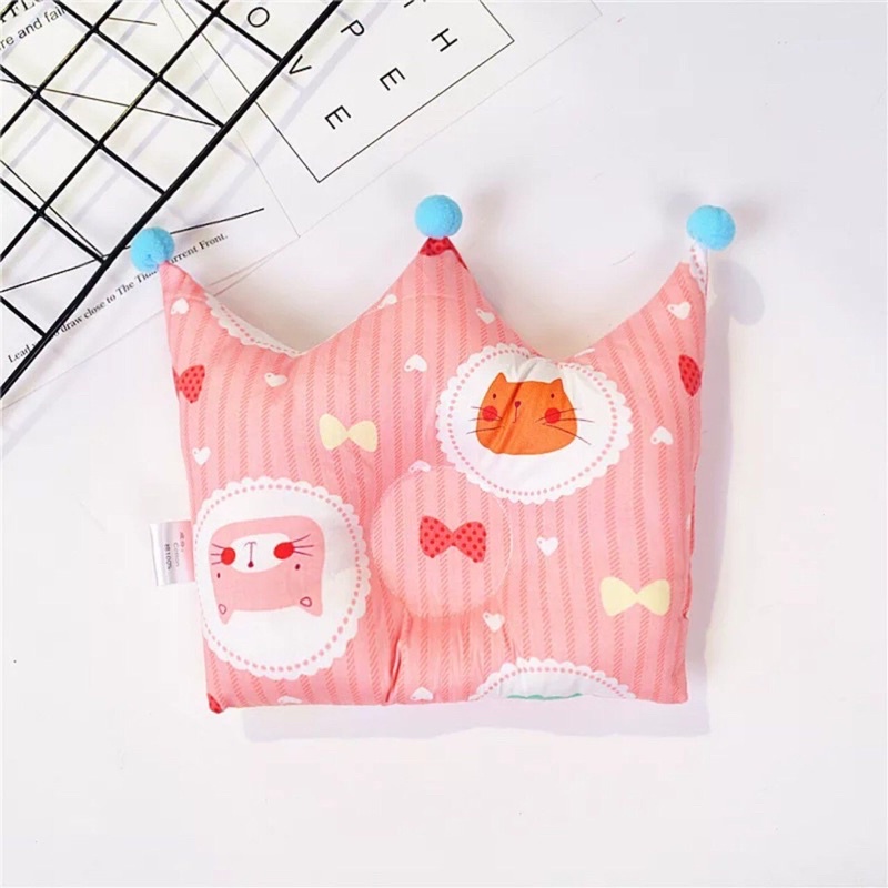Gối Lõm Hình Vương Miện Chống Bẹt Đầu Cho Bé (30x25cm)