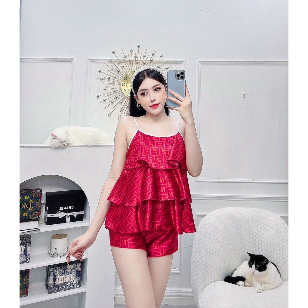 SÉT ĐỒ BỘ NỮ XẾP LI 2 TẦNG VẢI PHI LỤA MÁT MẺ CAO CẤP THIẾT KẾ QUYẾN RŨ SIÊU GỢI CẢM HOT CỦA NĂM