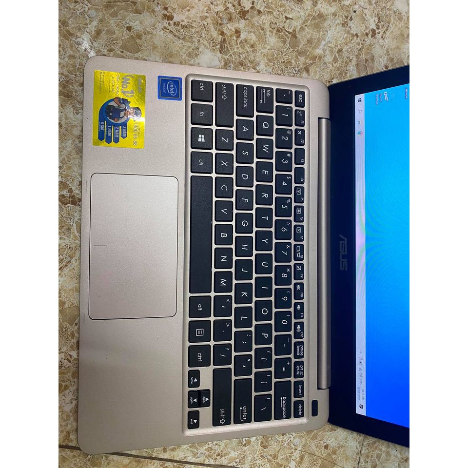 Laptop Asus E200HA-FD0043TS mini ram 2gb lưu trữ 32gb hàng nhập khẩu 2018 | BigBuy360 - bigbuy360.vn