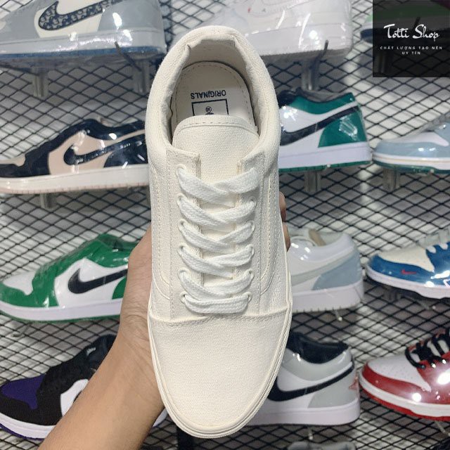 Giày Vault Trắng Nam Nữ