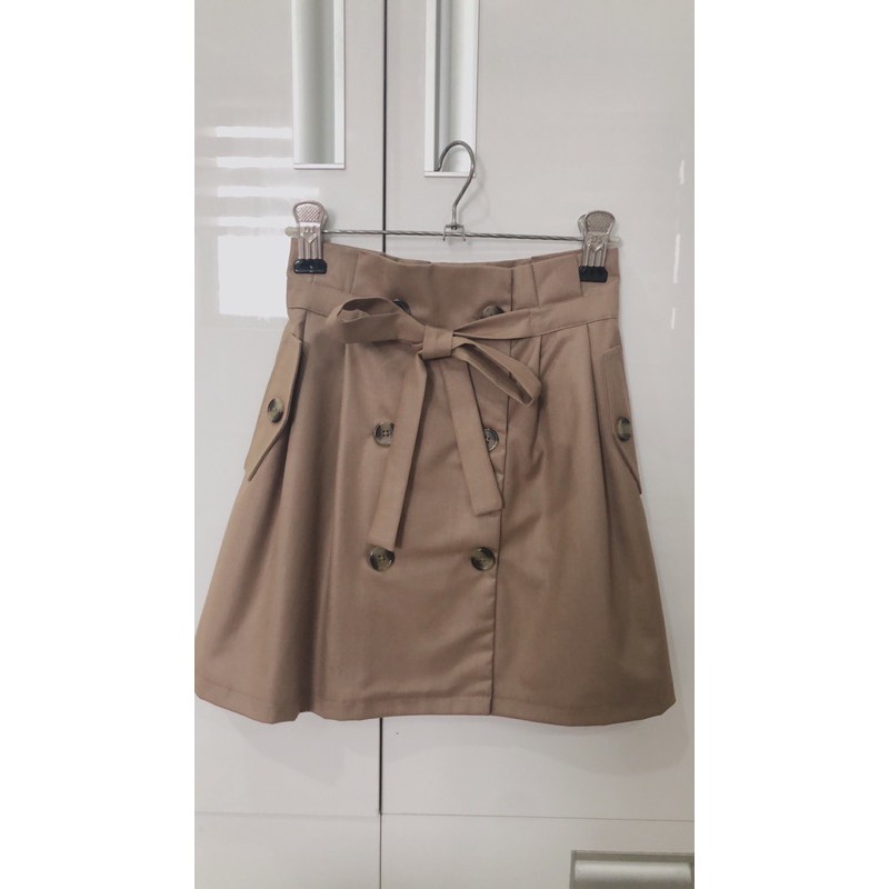 Thanh lý một số chân váy new đồng giá 100k | BigBuy360 - bigbuy360.vn