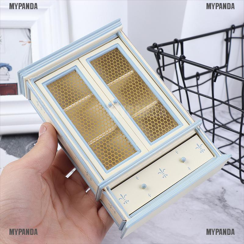 Mô hình tủ bếp màu trắng tỉ lệ 1:12 dùng trang trí nhà búp bê