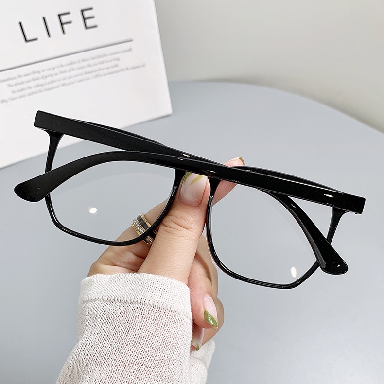 Mắt Kính Chống Bức Xạ Ttr90 Cho Cả Nam Và Nữ