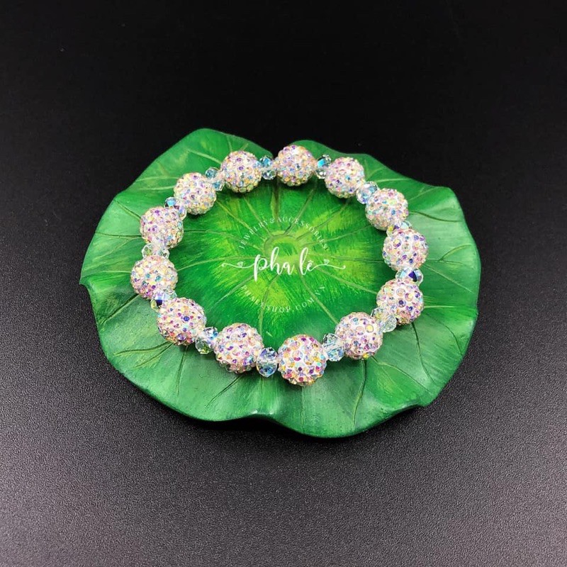Vòng Tay Pha Lê Tròn Dẹp S06mm Kết Hợp Trái Châu Đính Đá Được Thiết Kế Từ Pha Lê Swarovski