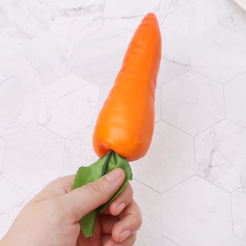 Mô hình củ cà rốt giả trang trí nhà cửa