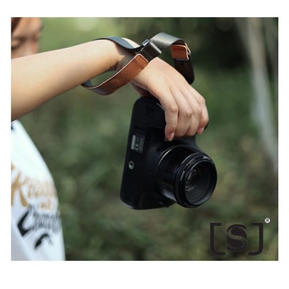 Dây đeo cổ tay cho máy ảnh  Quick Release.