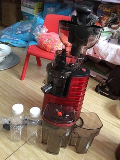 Máy ép chậm je 31