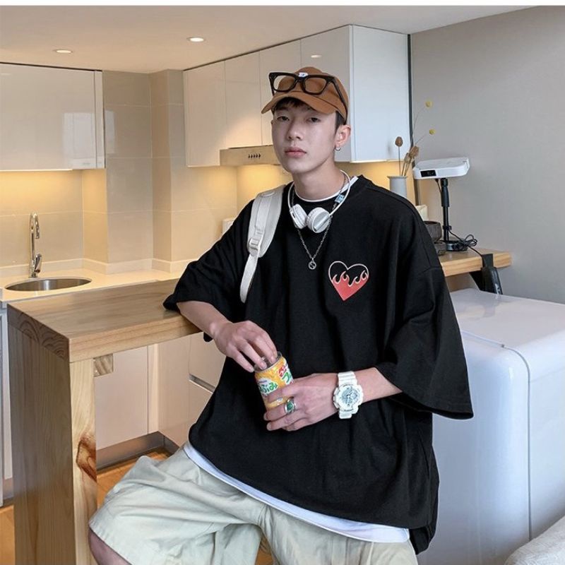 Áo thun tay lỡ hình tim lửa