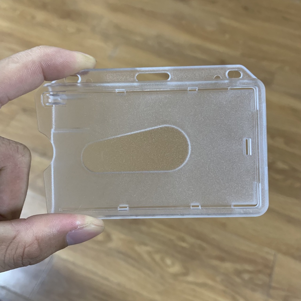 Bao đeo thẻ ngang mika.