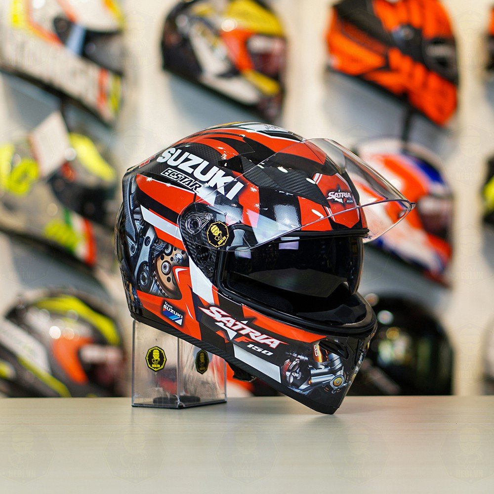 Mũ Fullface 2 kính Roc 05 Đen Bóng Dán Tem Suzuki Satria Đỏ