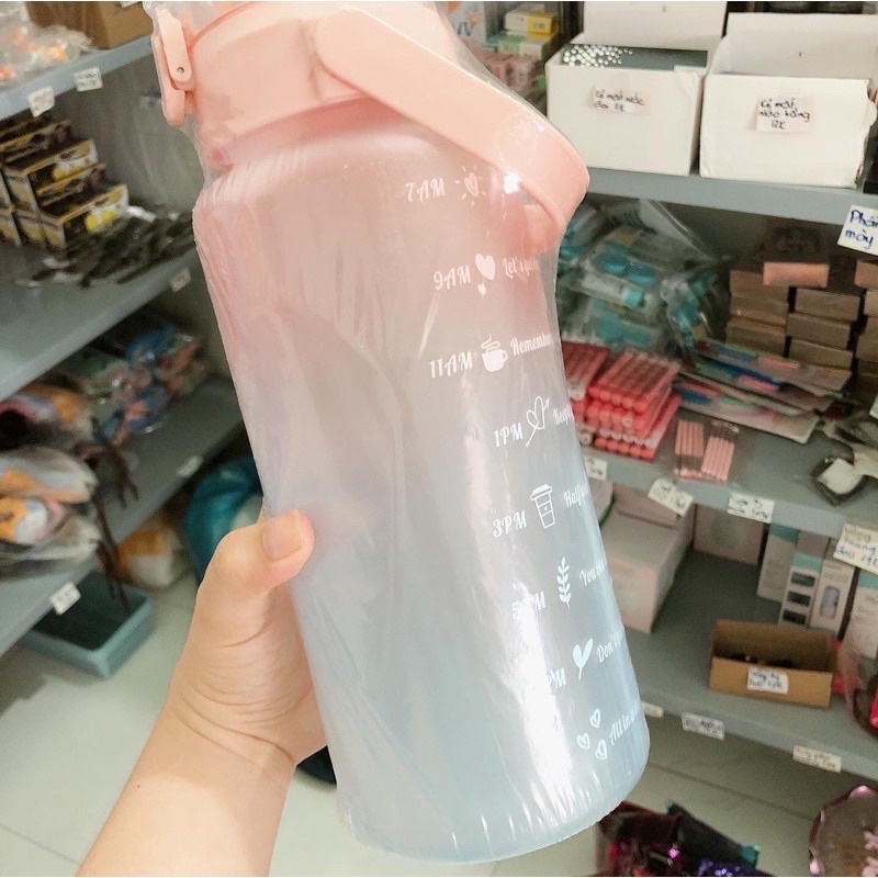Bình đựng nước 2 lít dễ thương cute ( có ảnh thật)