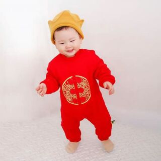Body đỏ may mắn cho bé diện tết