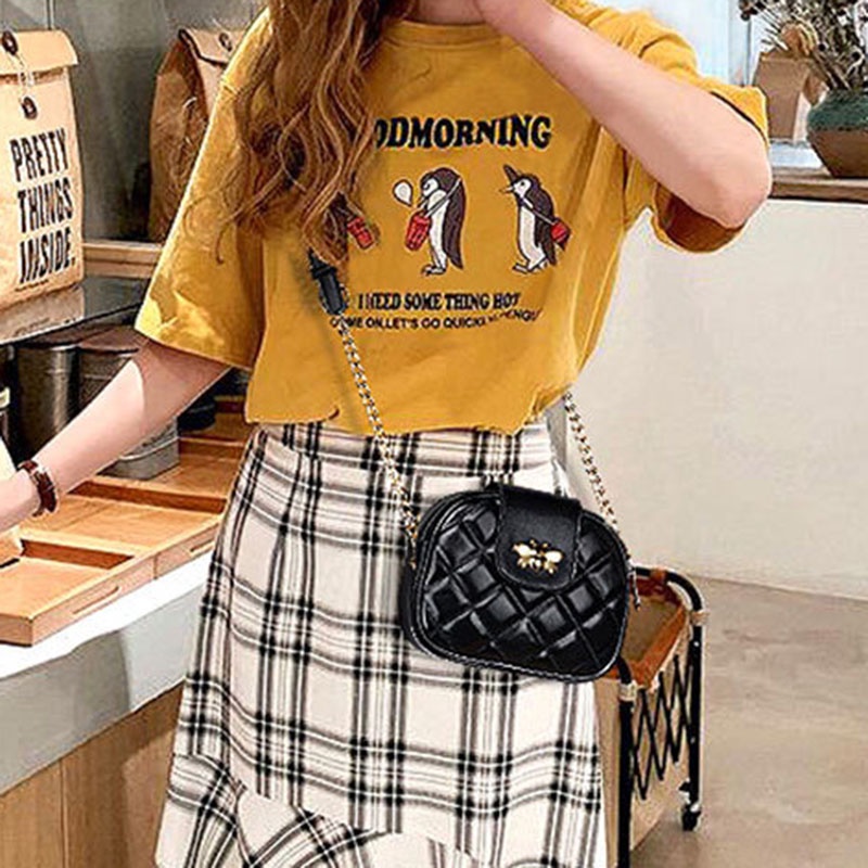 Túi đeo chéo IELGY phối hình thoi có dây xích thời trang dành cho nữ